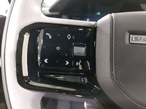 Used 2024 Land Rover Range Rover Velar Dynamic SE image 19