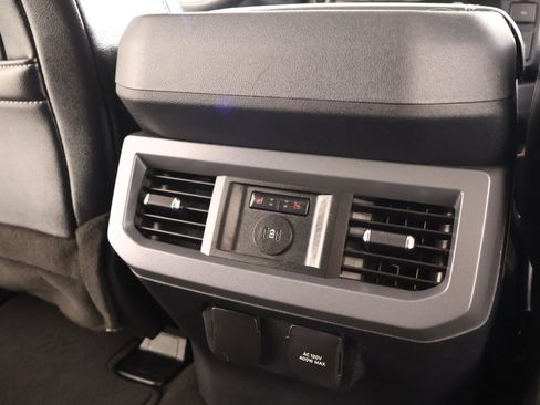 Used 2024 Ford F250 Lariat w/ Lariat Ultimate Package AWD/4WD image 16