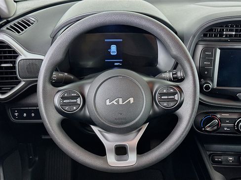 Used 2024 Kia Soul LX w/ Option Group 015 image 18