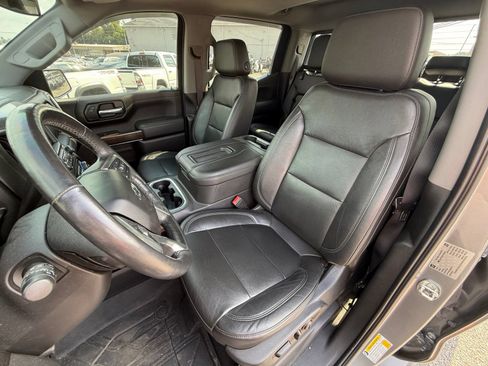 Used 2019 Chevrolet Silverado 1500 LT Trail Boss AWD/4WD image 13