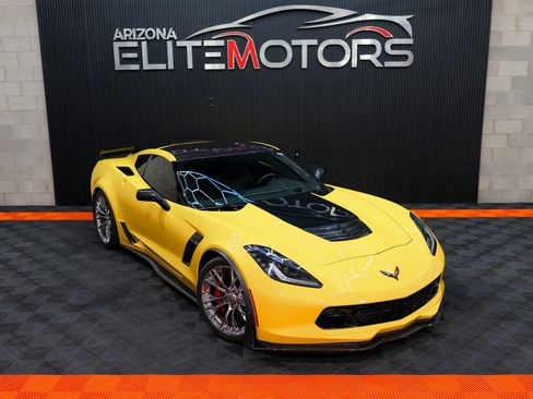 Used 2016 Chevrolet Corvette Z06 w/ 2LZ Preferred Equipment Group RWD image 4