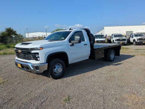 New 2025 Chevrolet Silverado 3500 W/T w/ WT Convenience Package image 7