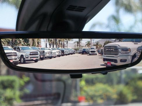 Used 2021 Chevrolet Suburban High Country AWD/4WD image 36