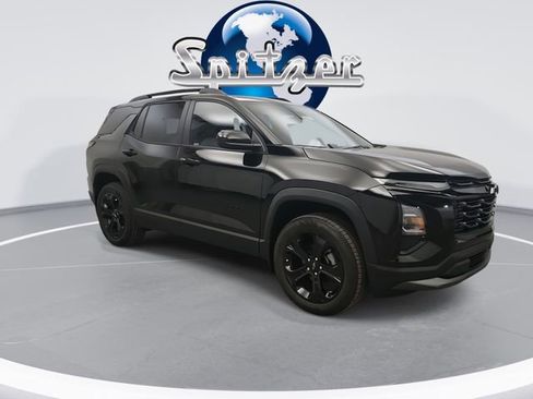 New 2026 Chevrolet Equinox LT w/ Convenience Package II image 2