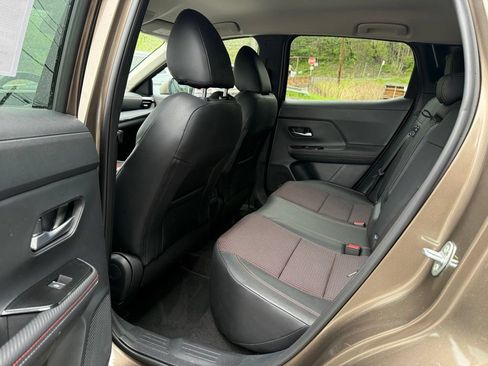 Used 2025 Nissan Kicks SR AWD/4WD image 21