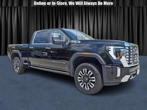 Used 2024 GMC Sierra 2500 Denali w/ Denali Reserve Package AWD/4WD image 1