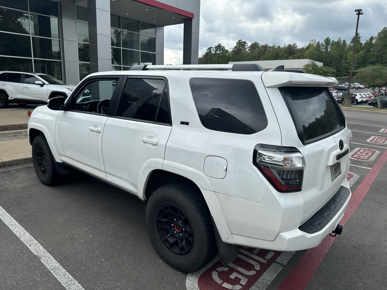 Used 2024 Toyota 4Runner SR5 Premium w/ Moonroof Package AWD/4WD image 3