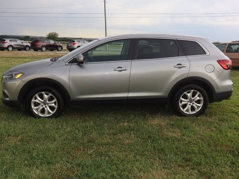 Used 2013 MAZDA CX-9 Touring FWD image 10