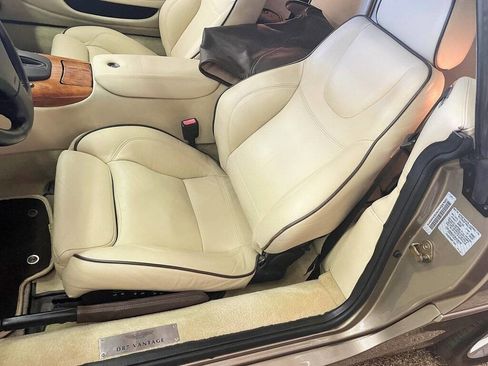 Used 2003 Aston Martin DB7 Vantage image 2