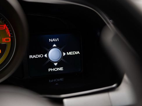 Used 2011 Ferrari 458 Italia Coupe RWD image 38