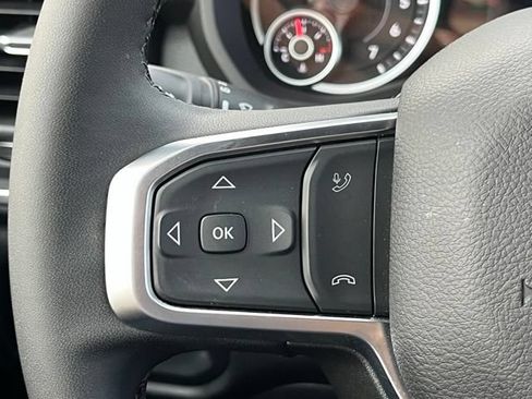 Used 2025 RAM 2500 Big Horn AWD/4WD image 19