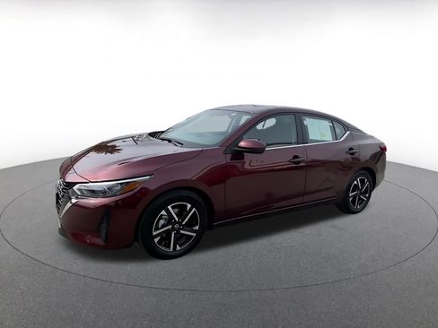 Used 2025 Nissan Sentra SV image 8