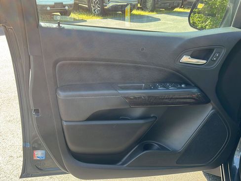 Used 2019 GMC Canyon SLE AWD/4WD image 12