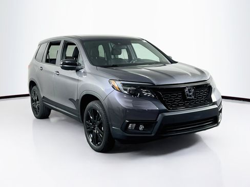 Used 2021 Honda Passport Sport image 3