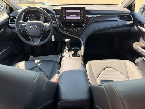 Used 2023 Toyota Camry SE FWD image 23