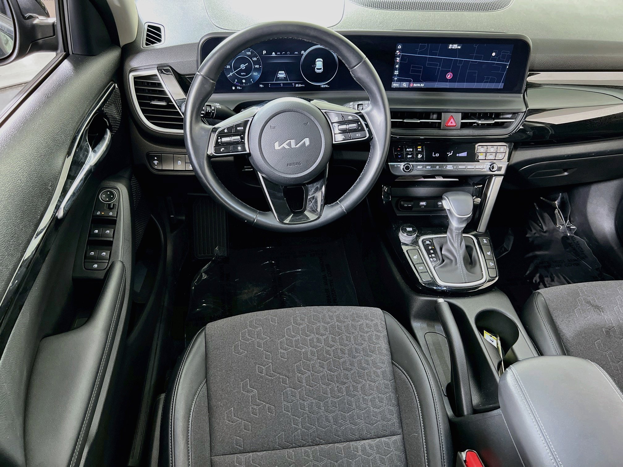 Used 2024 Kia Seltos S AWD/4WD image 22