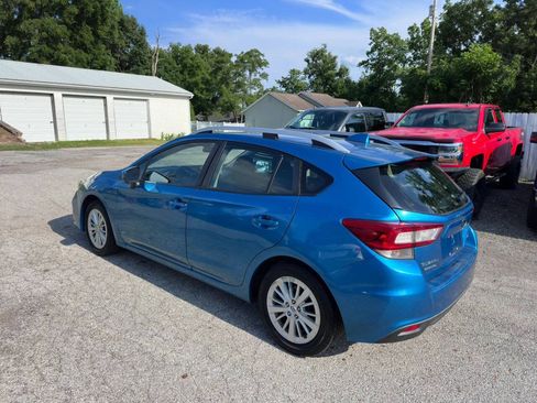 Used 2018 Subaru Impreza 2.0i Premium w/ Eyesight & BSD & Rcta AWD/4WD image 8
