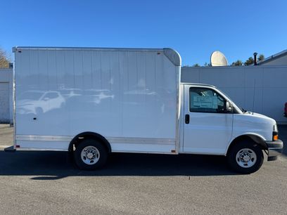 New 2024 Chevrolet Express 3500 w/ Power Convenience Package