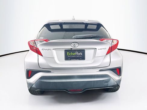 Used 2019 Toyota C-HR Limited image 7