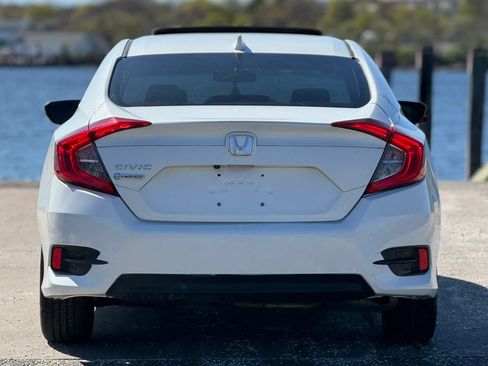 Used 2017 Honda Civic EX image 8