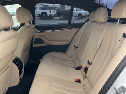 Used 2018 BMW 530e image 31