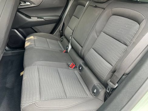 Used 2026 Chevrolet Equinox LT AWD/4WD image 13