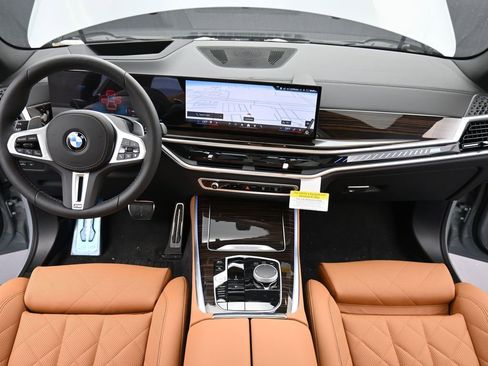 New 2026 BMW X5 M60i w/ Climate Comfort Package AWD/4WD image 14