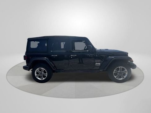 Certified 2022 Jeep Wrangler Unlimited Sahara image 8