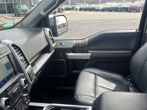 Used 2018 Ford F150 Lariat w/ Equipment Group 502A Luxury image 19