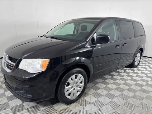 Used 2017 Dodge Grand Caravan SE w/ Power Window Group image 9