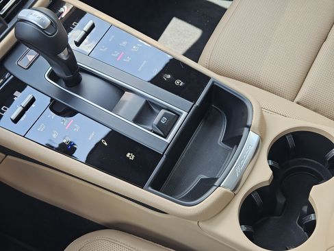 Certified 2026 Porsche Macan S AWD/4WD image 20