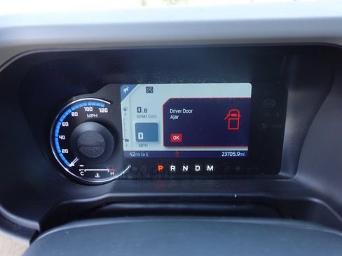 Used 2023 Ford Bronco Badlands AWD/4WD image 16