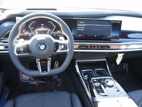 New 2026 BMW 740i 740i RWD w/ Premium Package image 9