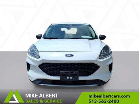 Used 2022 Ford Escape SE AWD/4WD image 2