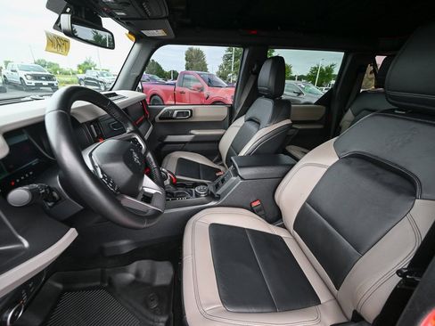 Certified 2022 Ford Bronco Wildtrak image 18