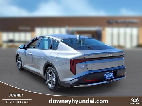 Used 2025 Kia K4 FWD image 6