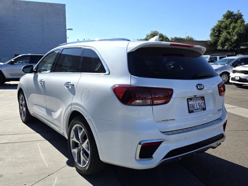 Used 2019 Kia Sorento SX image 3