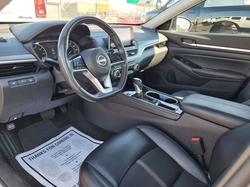 Used 2024 Nissan Altima 2.5 SR image 10