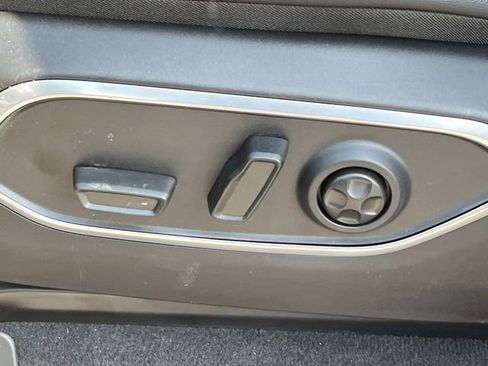 New 2026 Jeep Grand Wagoneer 4WD image 23
