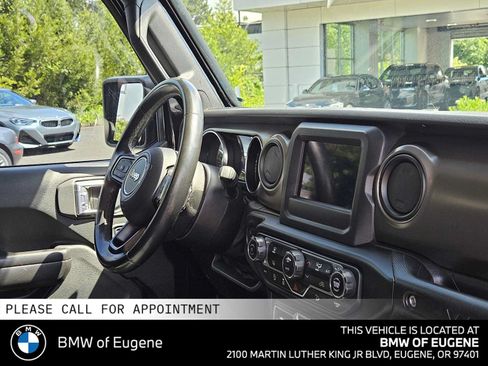 Used 2020 Jeep Wrangler Unlimited Sport AWD/4WD image 12