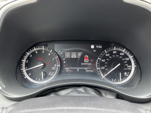 Used 2021 Toyota Highlander XLE AWD/4WD image 21