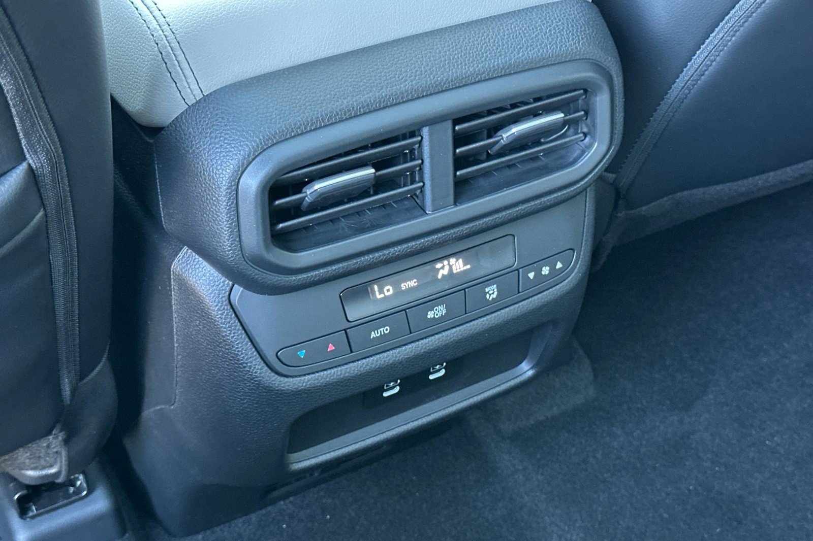 New 2026 Honda Pilot Touring image 35