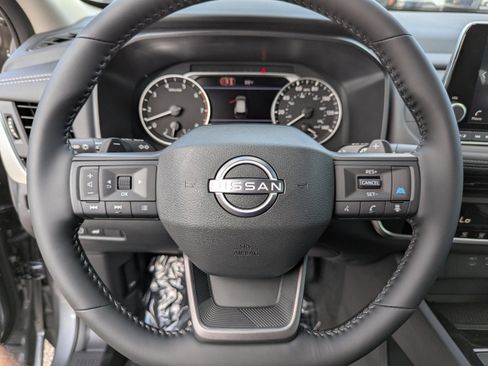 New 2026 Nissan Rogue SV FWD image 31