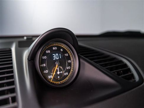 Used 2018 Porsche 911 GT3 image 25