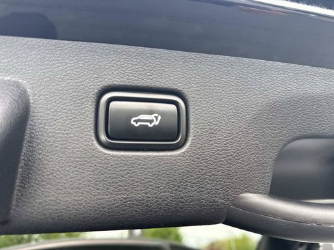 Used 2024 Kia Sportage SX AWD/4WD image 8
