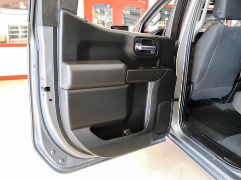 Used 2021 Chevrolet Silverado 1500 Custom Trail Boss w/ LPO, Dark Essentials Package image 42