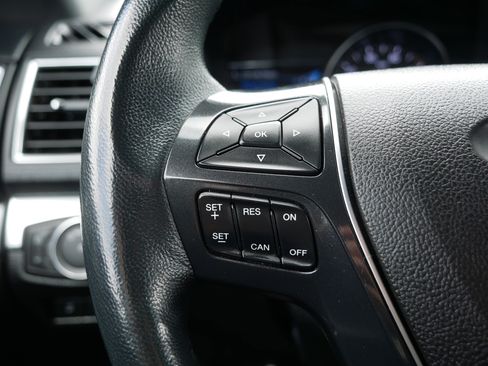Used 2017 Ford Explorer Limited AWD/4WD image 31