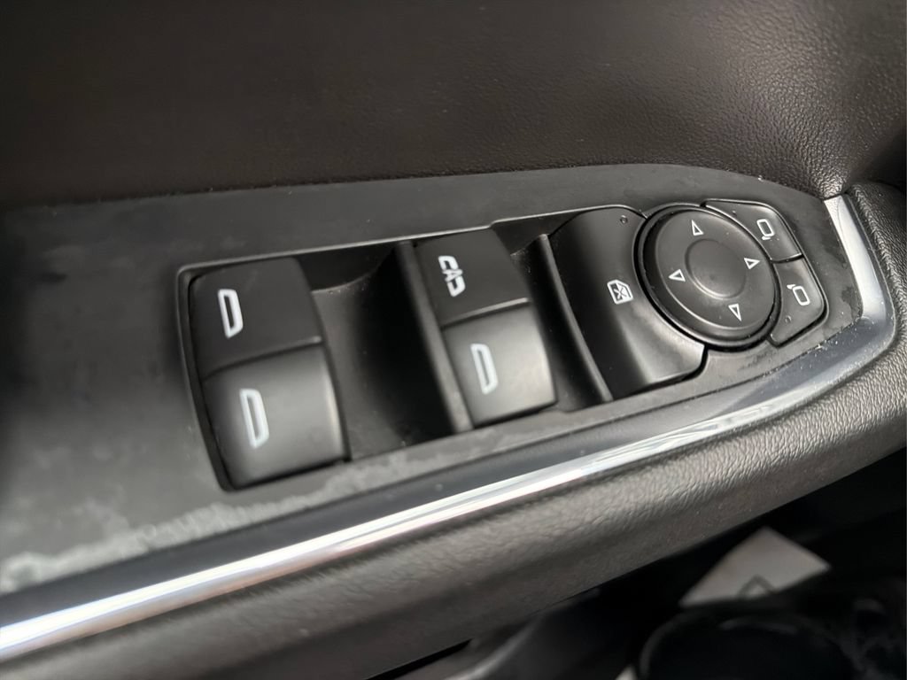 Used 2024 Chevrolet Silverado 1500 LT AWD/4WD image 35