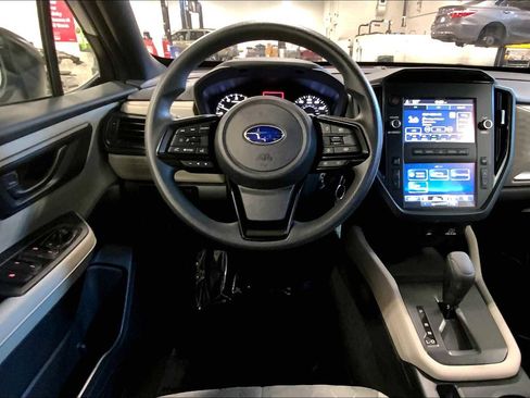 Certified 2025 Subaru Forester image 7