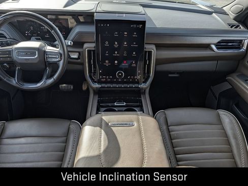 New 2025 GMC Yukon Denali Ultimate AWD/4WD image 12